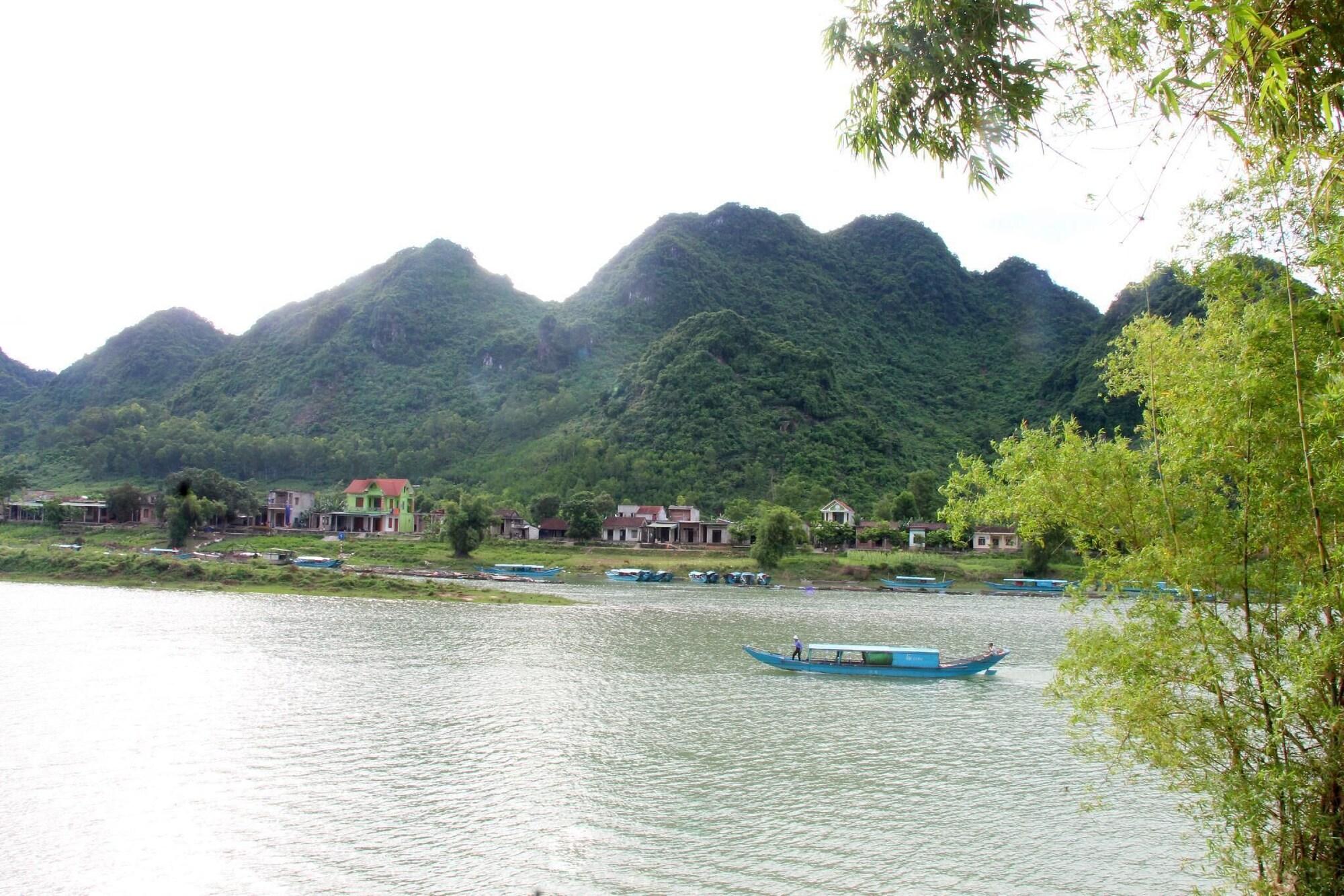 Green Riverside Cosy Home Phong Nha Exterior photo