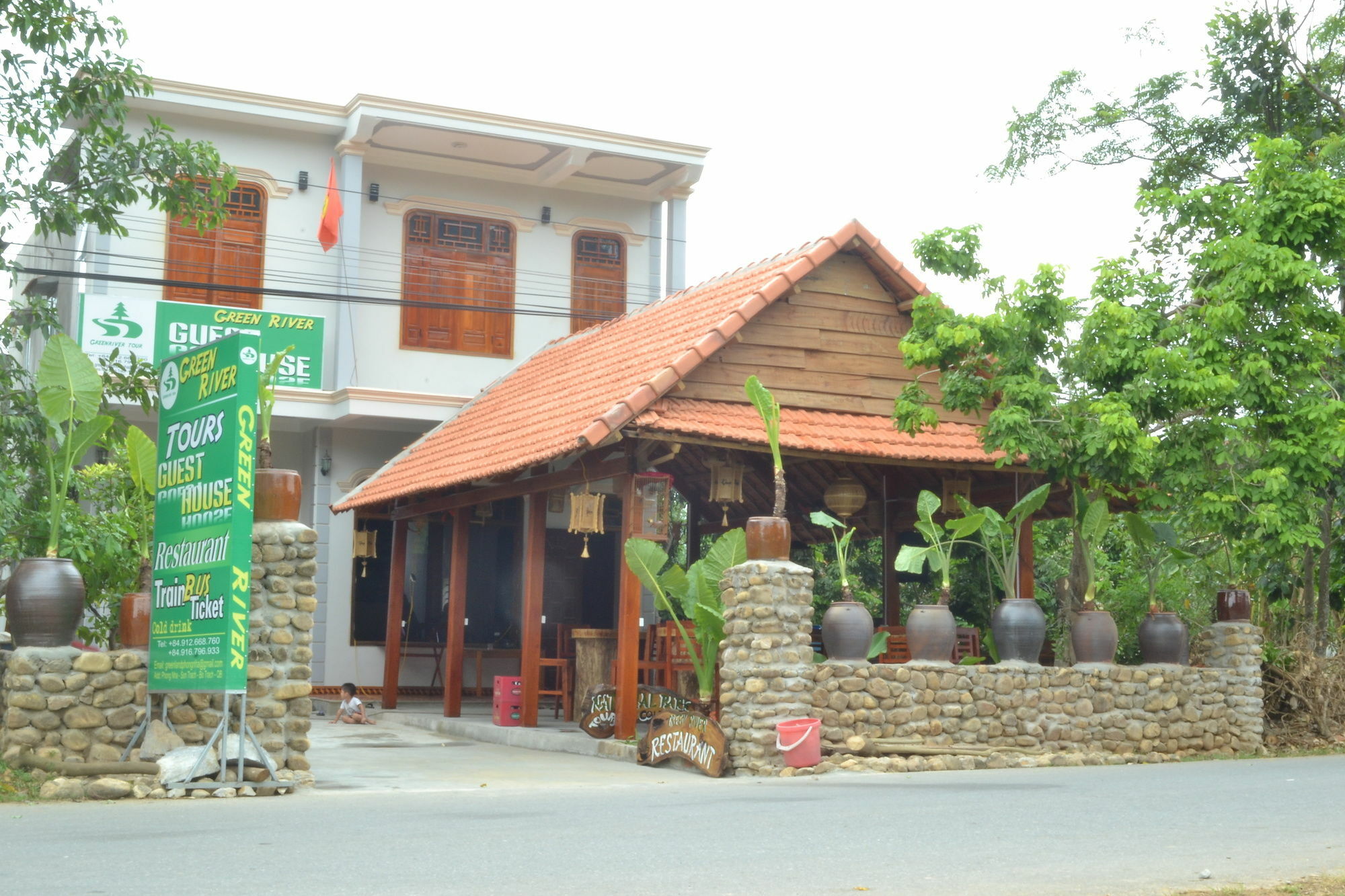 Green Riverside Cosy Home Phong Nha Exterior photo